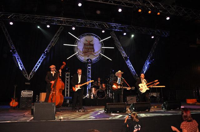 min 2012 07 07 tours 080